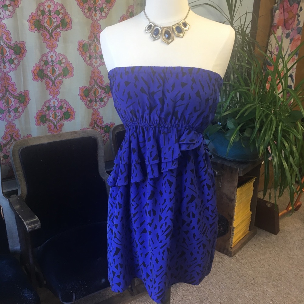 Yumi Kim 100% silk dress. Nod to the 1980’s